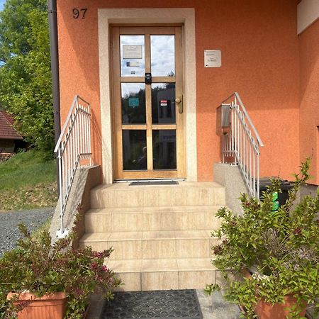 Penzion Pod Zamkem Zruc nad Sazavou Bagian luar foto